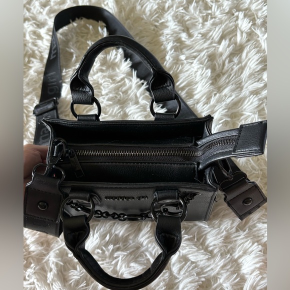 Madden Girl Black Mini Bag with Chain Detail - Picture 5 of 5
